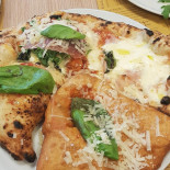 Donn' Angelin food