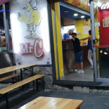 Mr. Chicken Extérieur