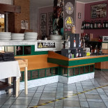 Pizzeria La Pignatta inside