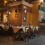 Venèxian Dentro
