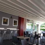 Double Coffee À l'intérieur