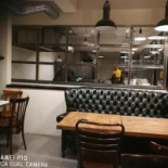 Nostro Pizzeria Casal Palocco À l'intérieur