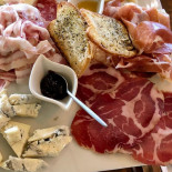Granfuoco Braceria food
