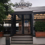 Miranapoli outside