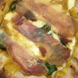 Pizza Prestige food