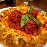 Pizza Prestige food