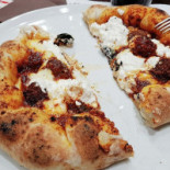 Pizza Prestige food