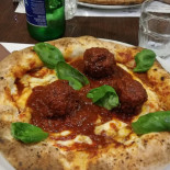 Pizza Prestige food