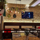 Pizza Prestige inside