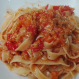 Sbuccia E Bevi Comida