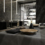 Omu À l'intérieur