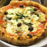 Mozzarella E Basilico Quarto (na) Comida