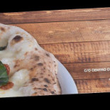 Mozzarella E Basilico Quarto (na) Comida