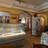 Pizzeria Napoli Napoli inside