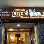 Pizzeria Napoli Napoli outside