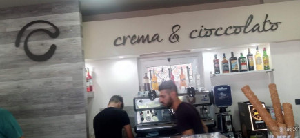 Crema Cioccolato Via Epomeo inside