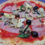 Pizza Gallery food