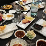 Hachi8 Comida