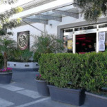 De Vivo Tabaccheria Elfbar Point outside