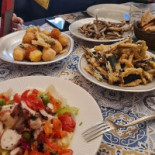 Trattoria Napoletana Cicerenella food