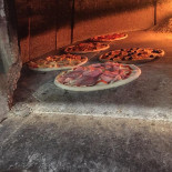 Strapizzami Exterior