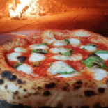 Bibliopizza Nourriture