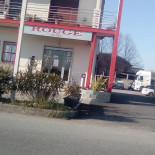 Rouge Nova Extérieur