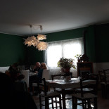 L'ovale À l'intérieur