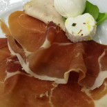 Giovanni Junior food