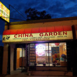 Ma.ri.na. outside