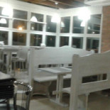 Tortugas Pub Dentro