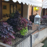 Al Gambero D'oro outside