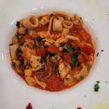 /pizzeria Napoli è food