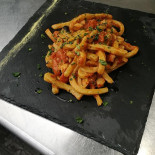 /pizzeria Napoli è food