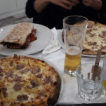 /pizzeria Napoli è