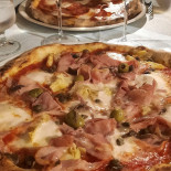 Castello Nourriture
