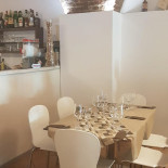 Kalispera À l'intérieur