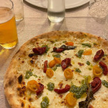 Pizzeria Gaia Da Camino food