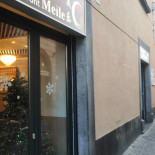 Sushi Meile Exterior