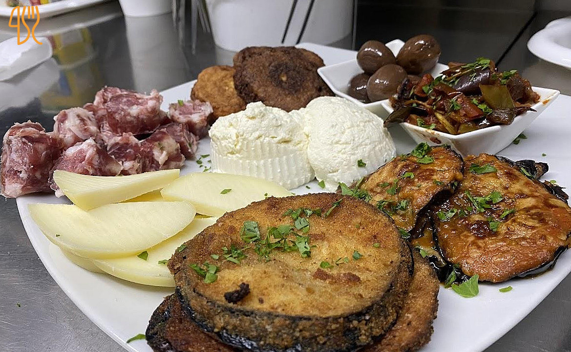 Mangia E Taci Comida