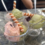 Gelateria Fragola Nera Nourriture