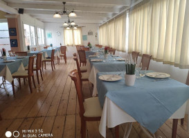 Trattoria Sperrittu inside