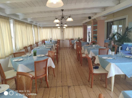 Trattoria Sperrittu inside