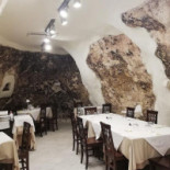 La Reggia inside
