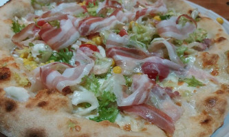 Pizzeria La Cometa food