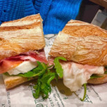 A' Putìa Panini E Vini Nourriture