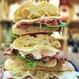 A' Putìa Panini E Vini Nourriture