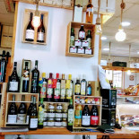 A' Putìa Panini E Vini À l'intérieur