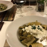 Quattro Mani Nourriture