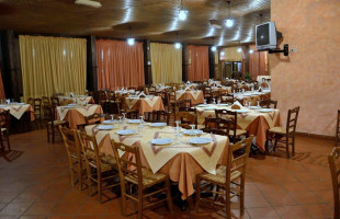 La Vecchia Masseria Pizzeria Mondello Parcheggio Interno Gratuito inside